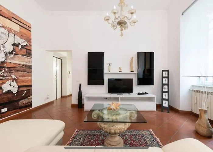 Appartement In Front Of Coliseum 2